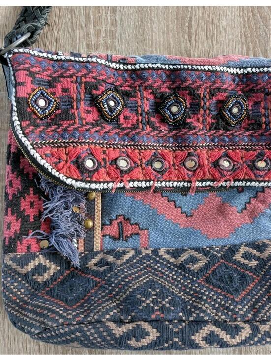 Free People Tapestry Foldover Tote Fringe Boho Tribal Leather Strap Shoulder Bag - Picture 2 of 8